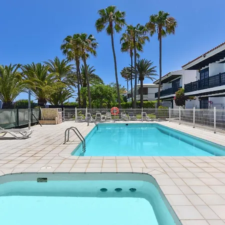 Arpones 1 By Villagrancanaria *