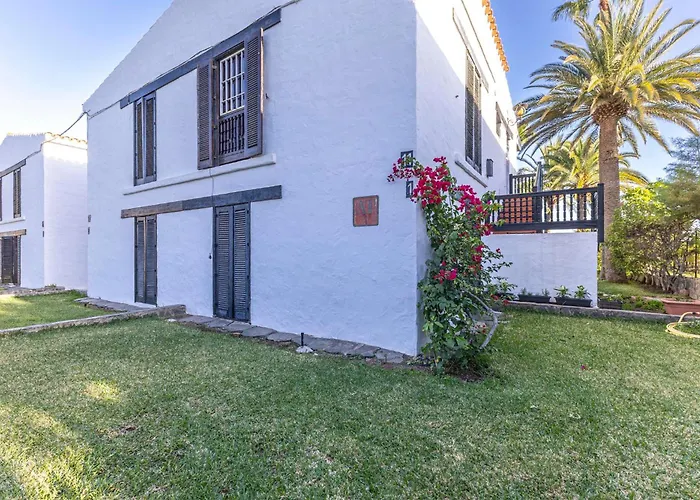 Arpones 1 By Villagrancanaria *